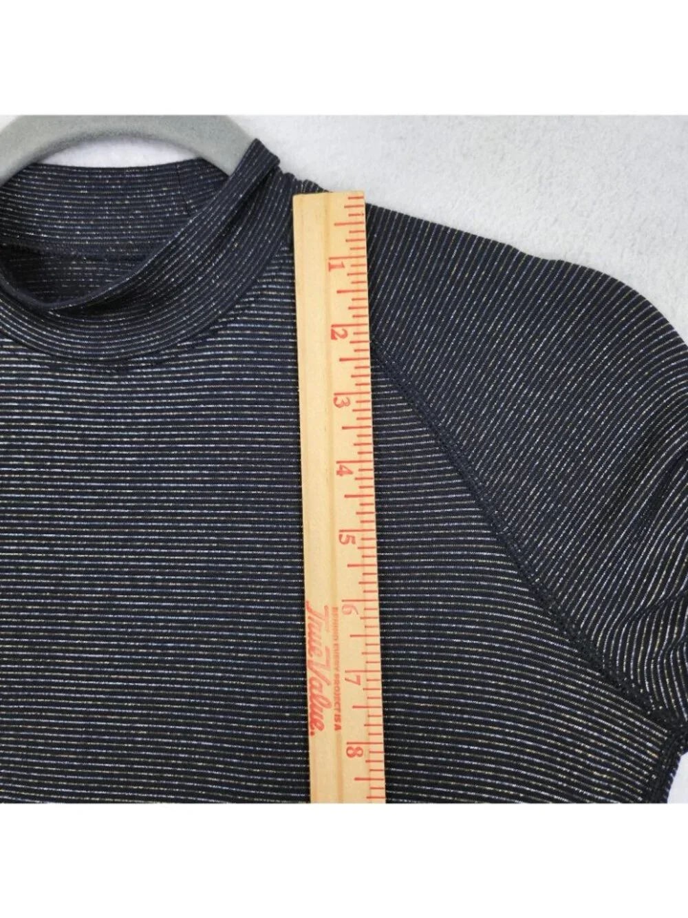 Nike Shirt Womens Medium Black Pro Warm Dri-FIT Long Sleeve Running Athletic